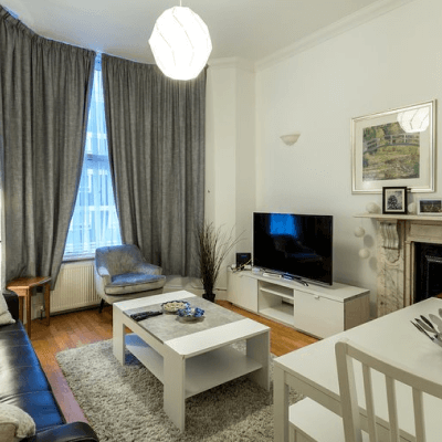 LUXURY APARTMENT